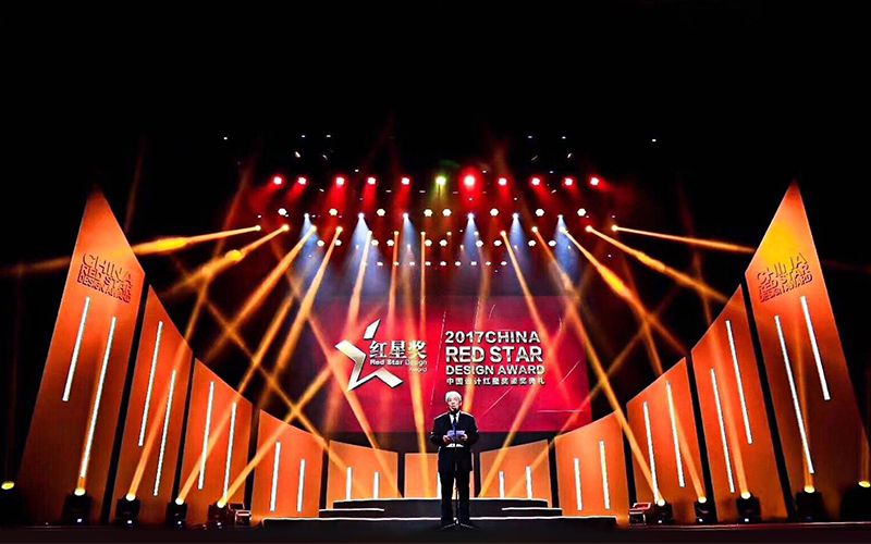 桌子界的一顆新星(圖2) 桌子界的一顆新星(圖2)